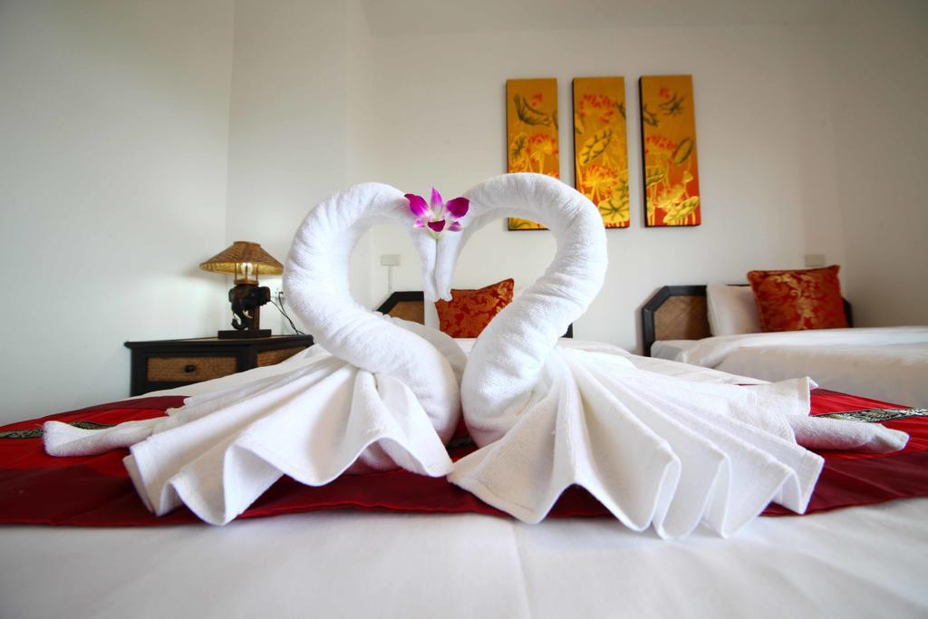 Hotel Jade Tower à Chiang Mai Extérieur photo